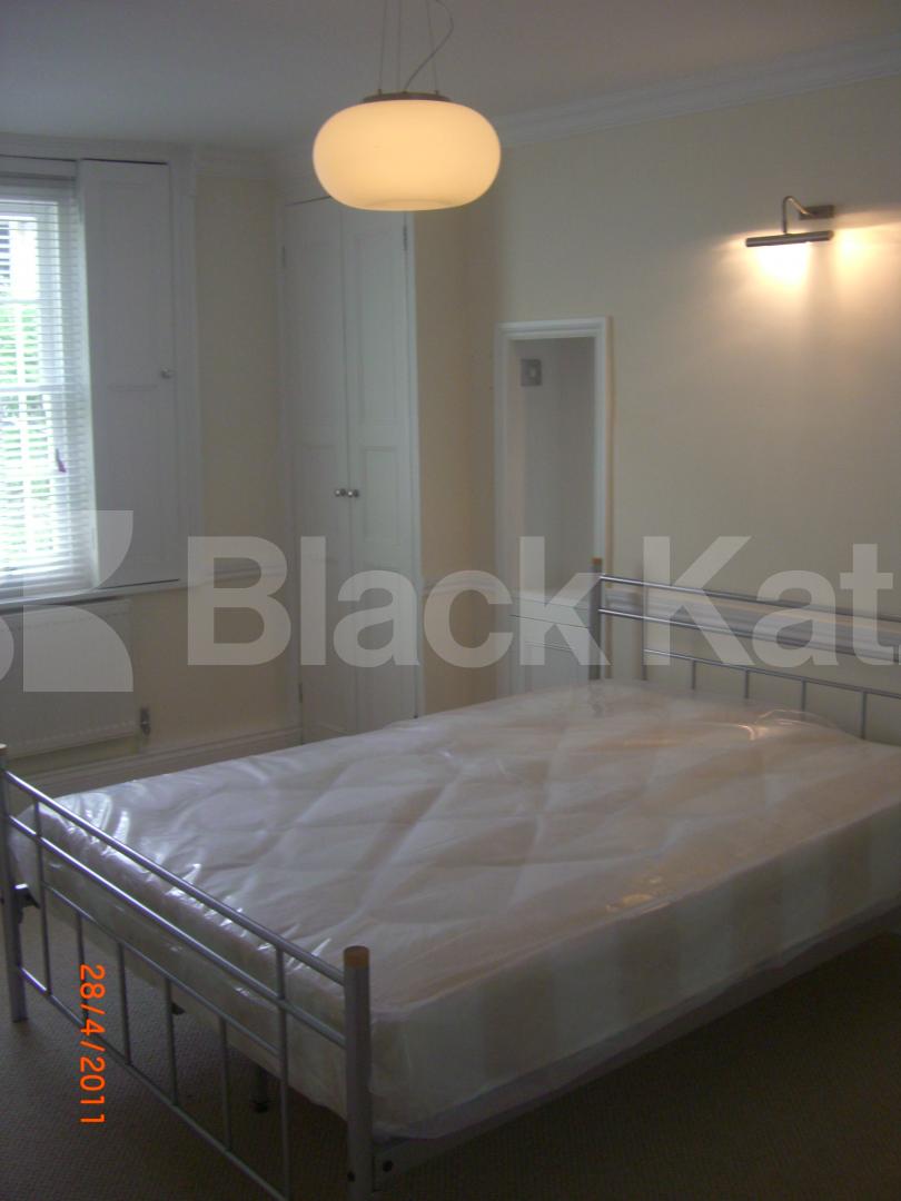 			FANTASTIC 1 BEDROOM FLAT WITH GARDEN, 1 Bedroom, 1 bath, 1 reception Flat			 Agar Grove, CAMDEN SQUARE